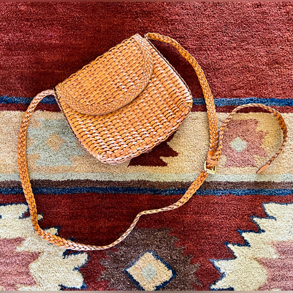 CEM Vintage Basketweave Braided Shoulder Bag